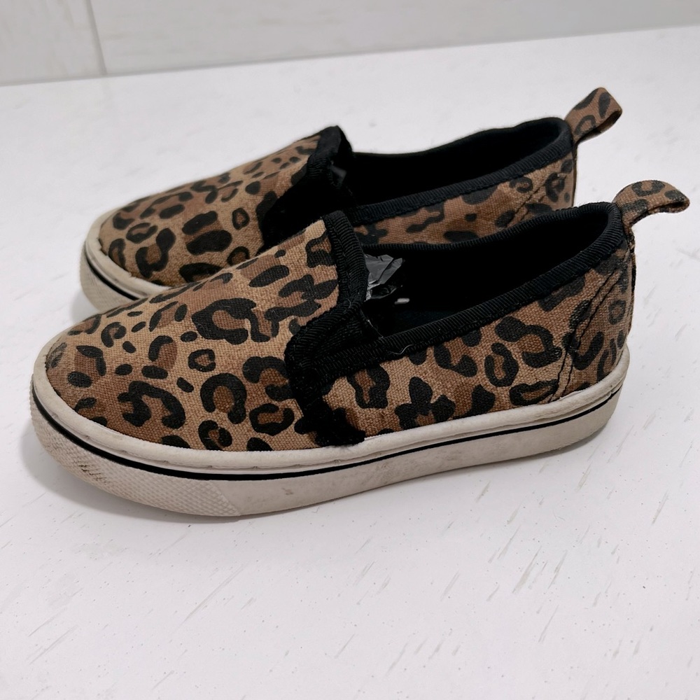 Healthtex Leopard Toddler slide sneakers - size 7